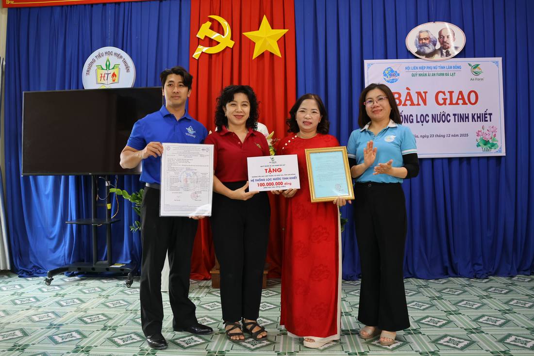 Bàn giao hệ thống lọc nước cho Trường Tiểu học Hiệp Thuận